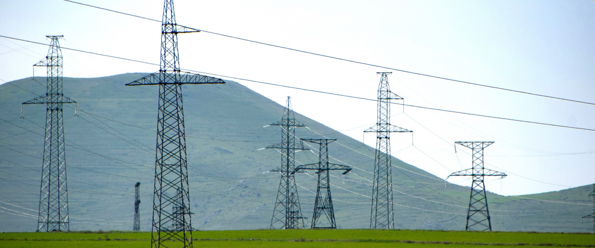 electric transmission tower 