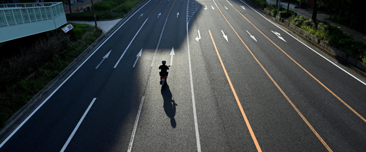 cesta, motocykel