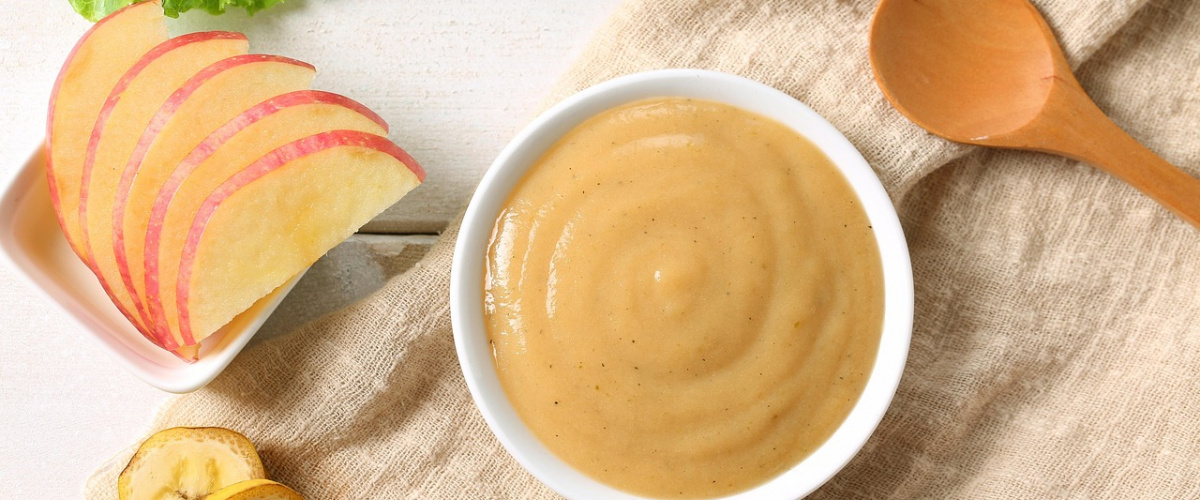 ovocie a výživa pre deti v miske